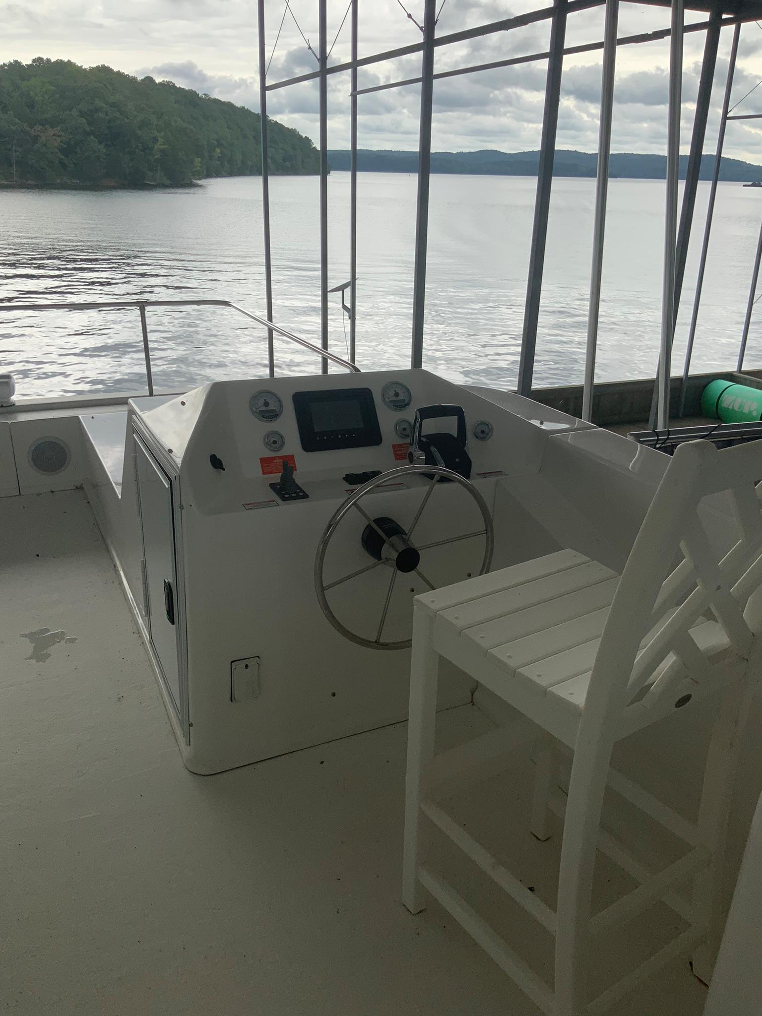 Yacht for Sale 79 Sumerset Yachts Iuka, MS Denison Yacht Sales