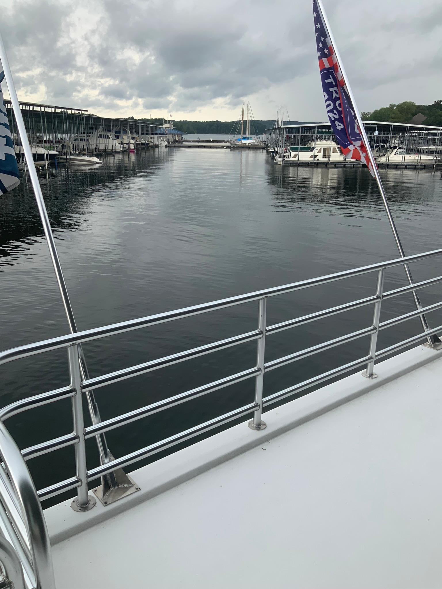 Yacht for Sale 79 Sumerset Yachts Iuka, MS Denison Yacht Sales