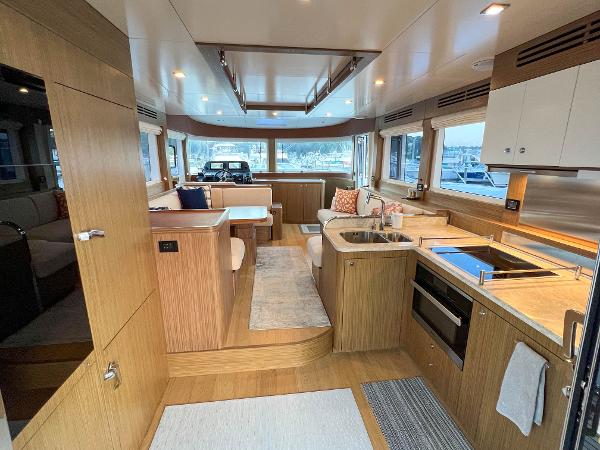 58' Sirena, Listing Number 100905737, - Photo No. 8