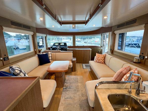 58' Sirena, Listing Number 100905737, - Photo No. 11