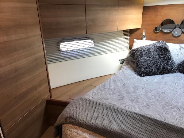 Sealine SC47