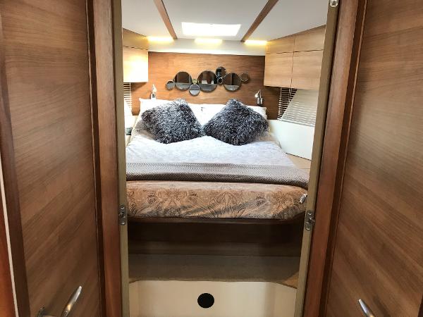Sealine SC47