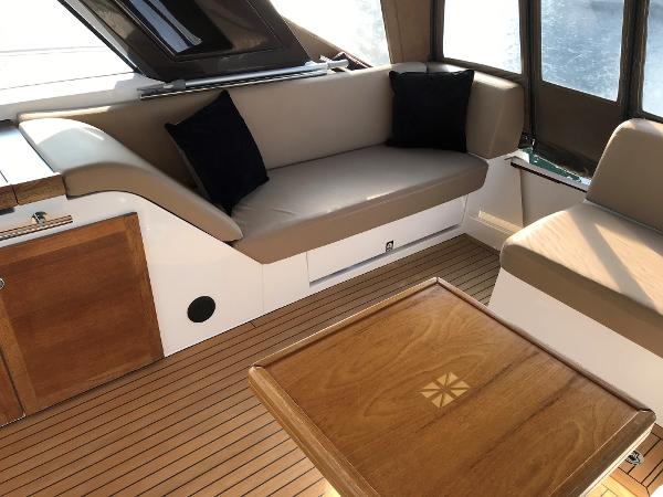 Sealine SC47