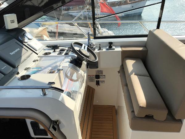 Sealine SC47