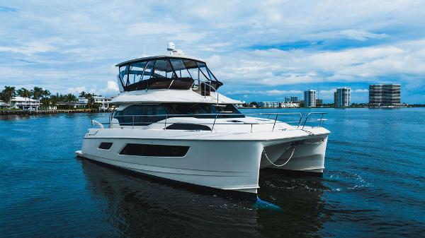 Aquila 44 DOUBLE WIDE II - Profile