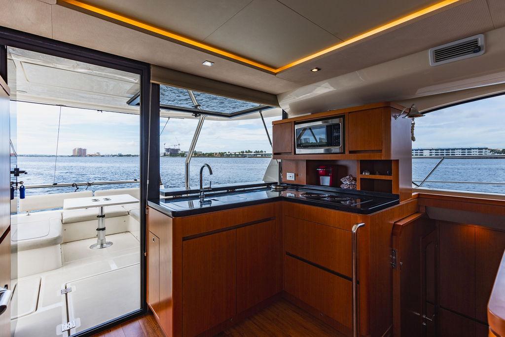 Aquila 44 DOUBLE WIDE II - Galley