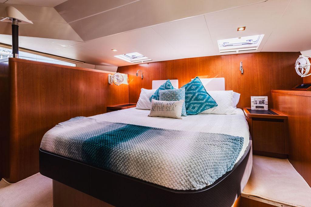 Aquila 44 DOUBLE WIDE II - Master Stateroom