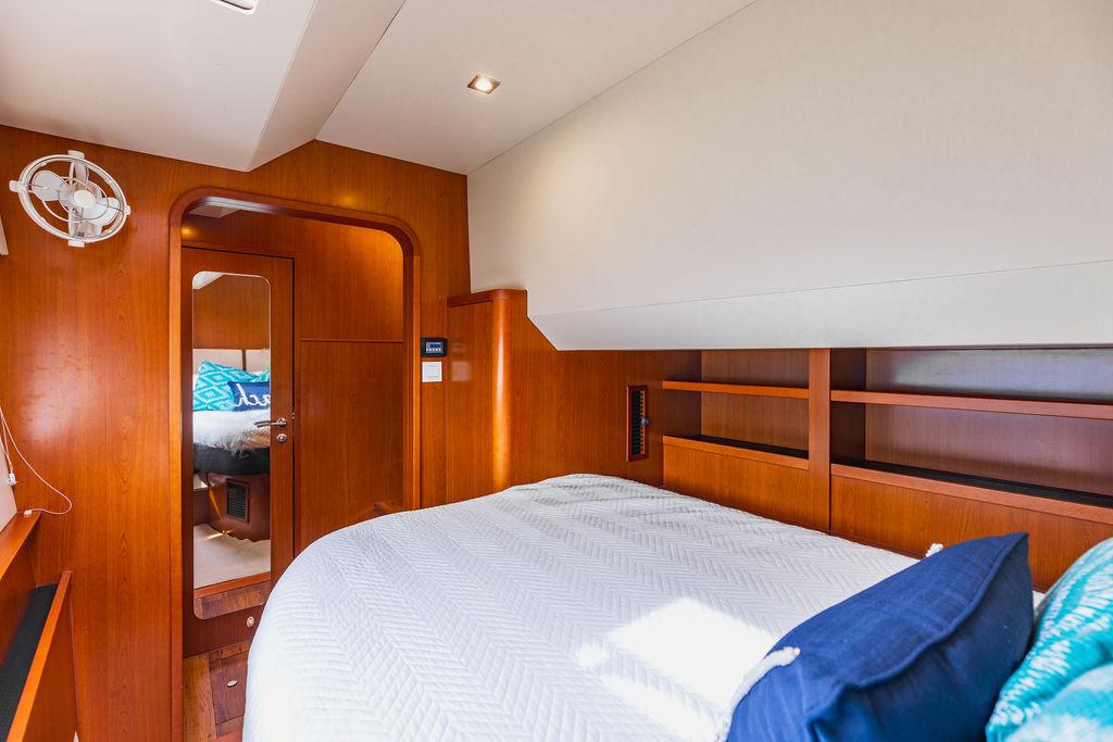 Aquila 44 DOUBLE WIDE II - Guest Stateroom