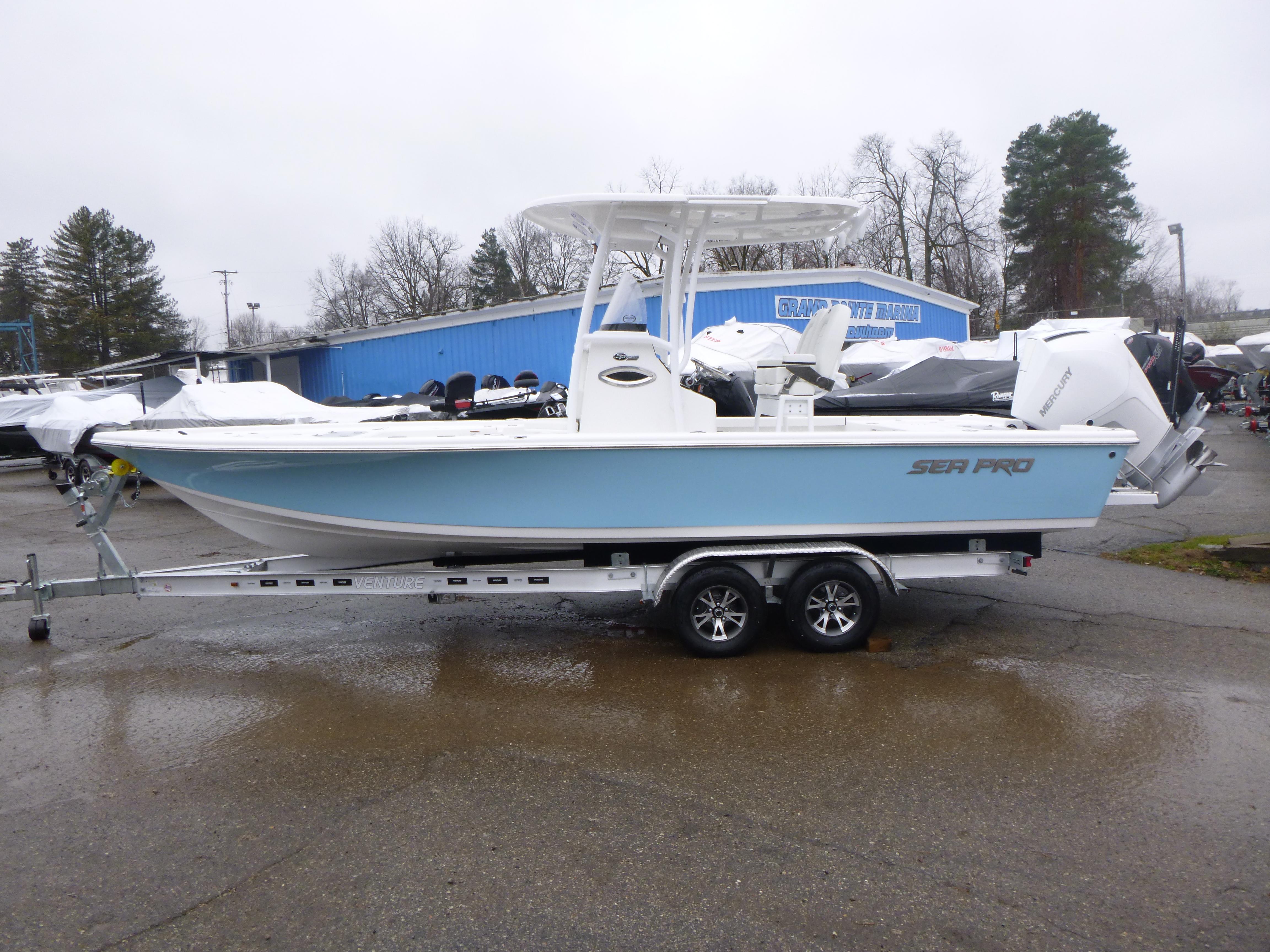 2025 Sea Pro 250 Bay Gallery