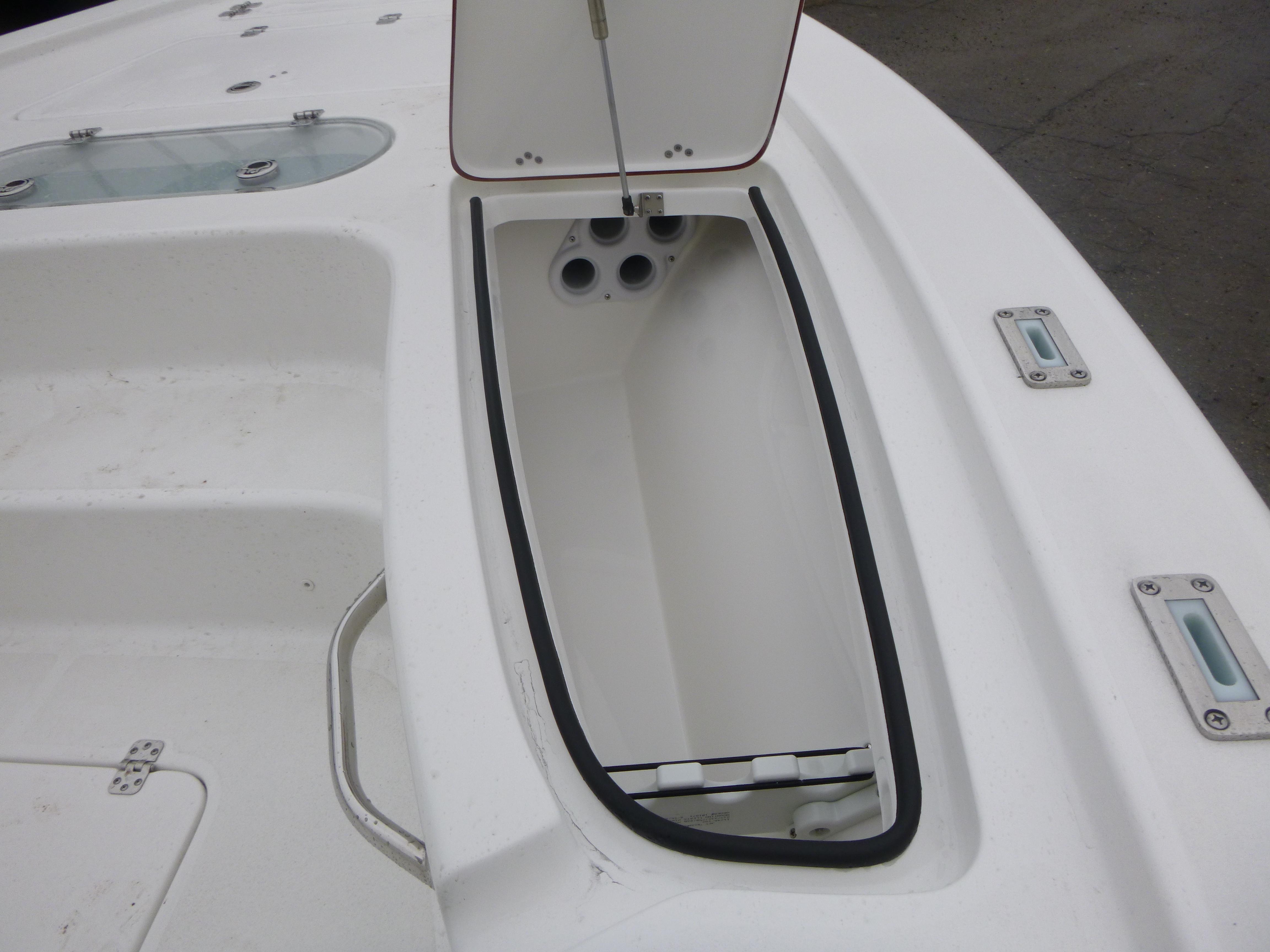 2025 Sea Pro 250 Bay Gallery