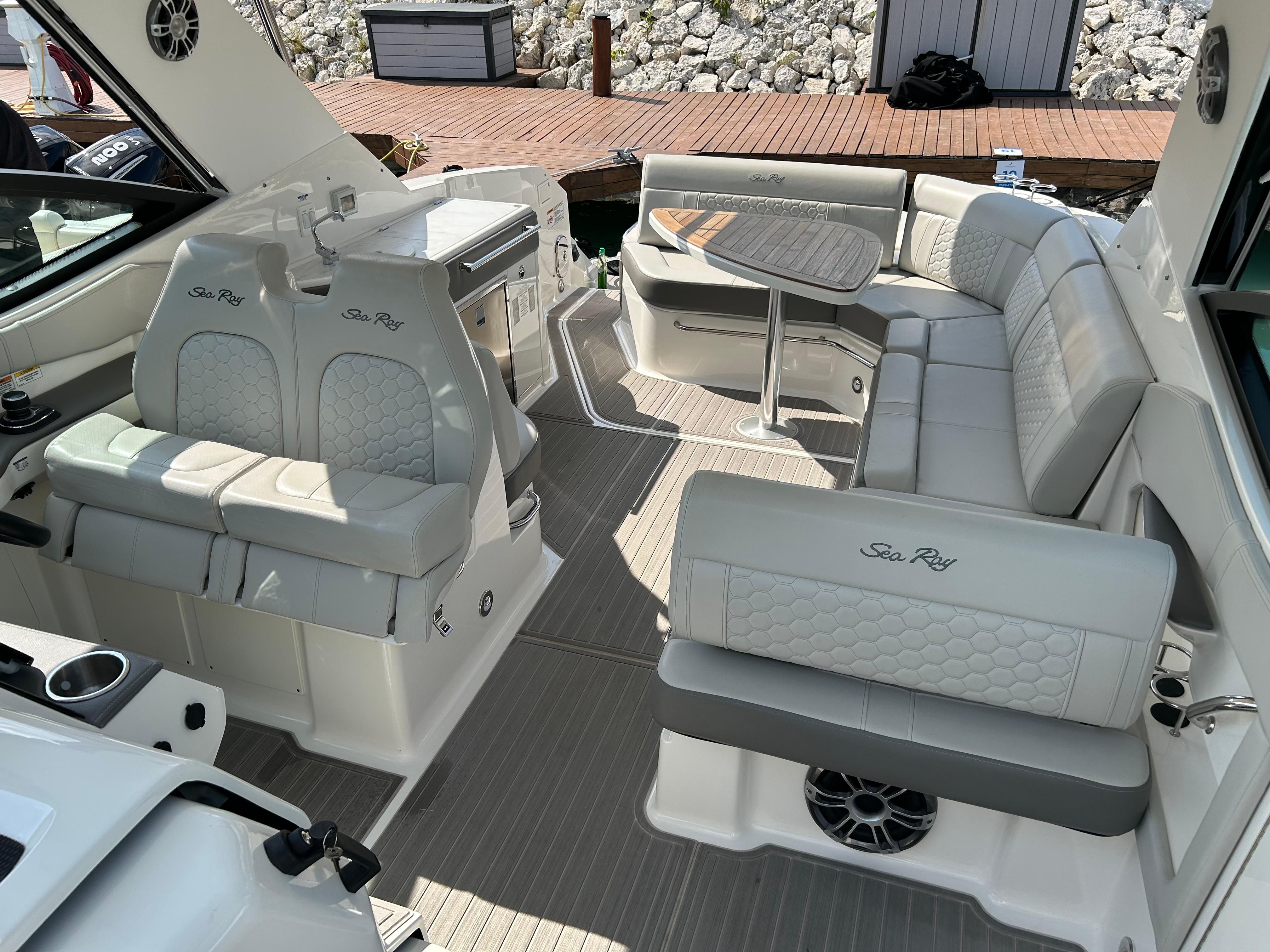 Sea Ray-Sundancer 320 2023-2023 SEA RAY 320 SUNDANCER @ CANUCN FL-US-9640339 | Thumbnail