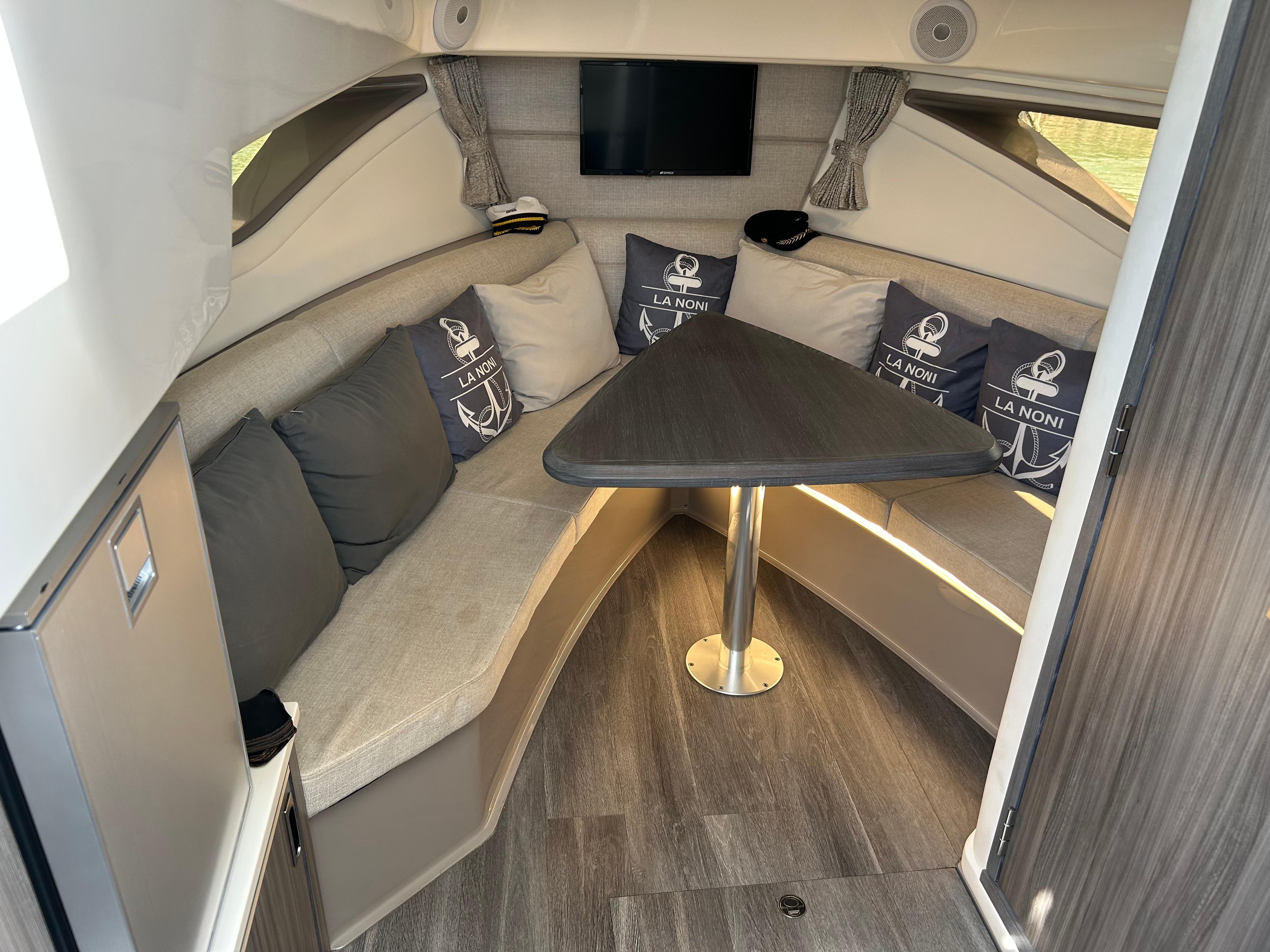 Sea Ray-Sundancer 320 2023-2023 SEA RAY 320 SUNDANCER @ CANUCN FL-US-9640339 | Thumbnail