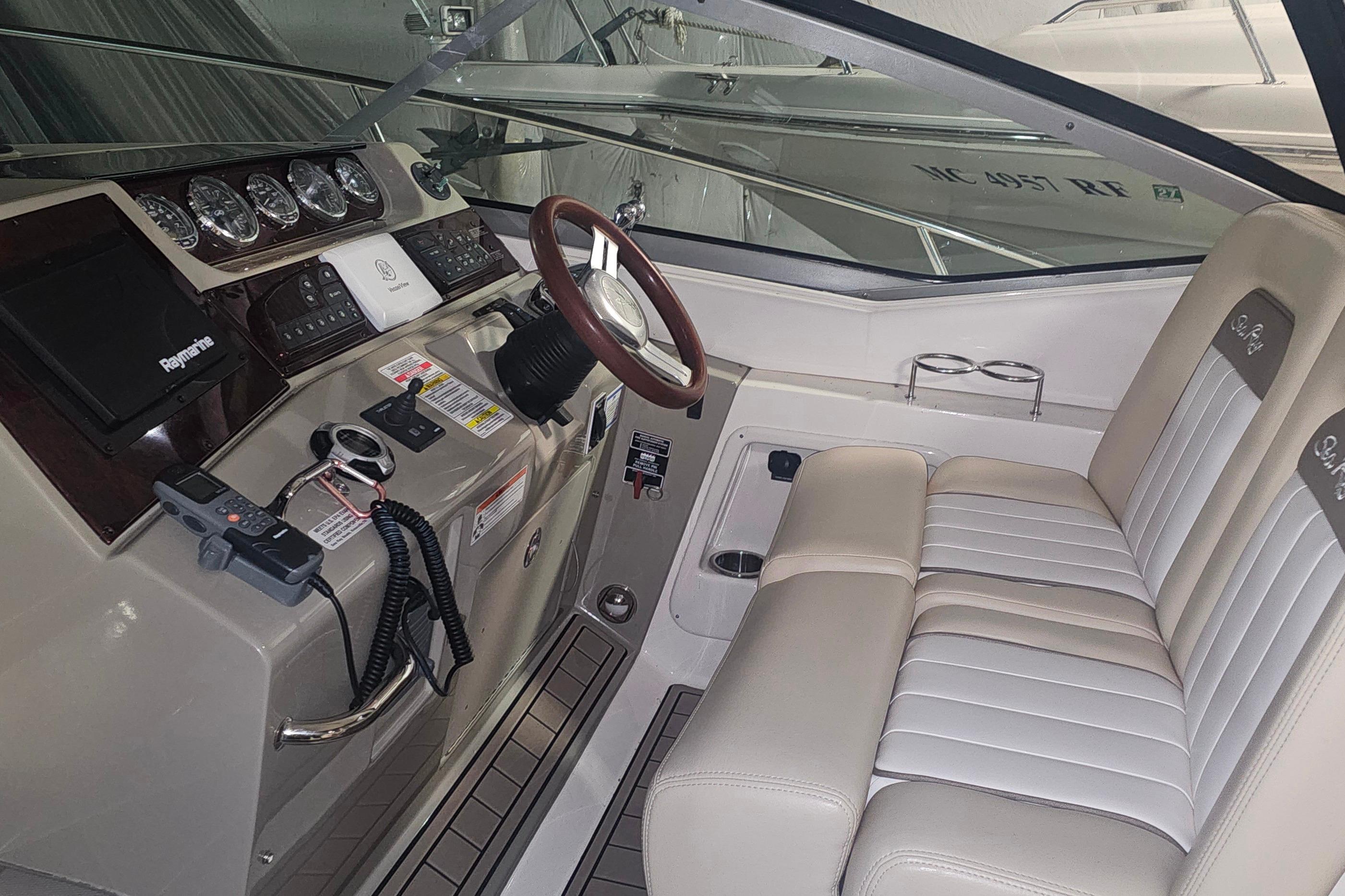 Knot 10 Yacht Sales Knot 10 Yacht Sales