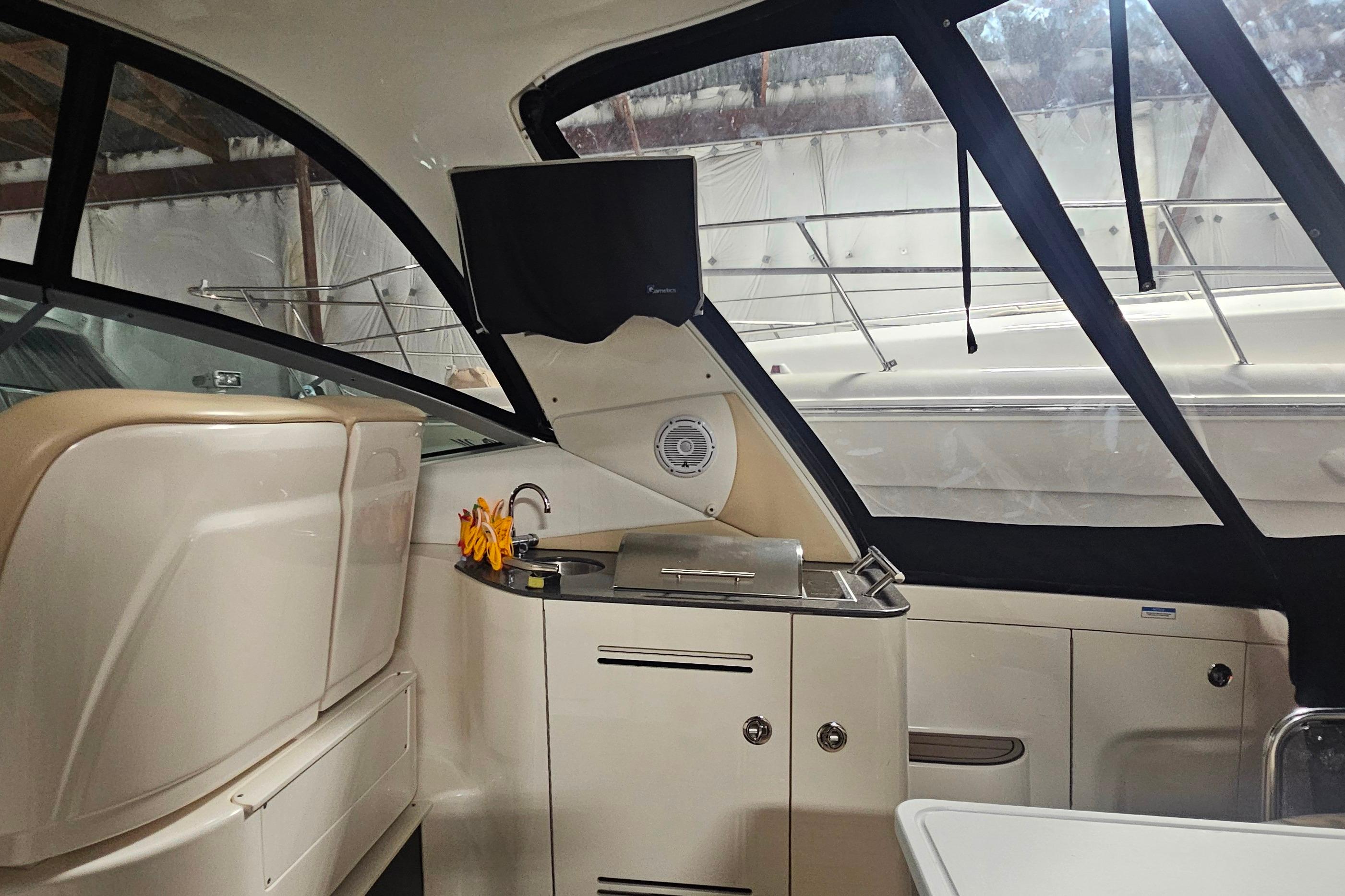 Knot 10 Yacht Sales Knot 10 Yacht Sales