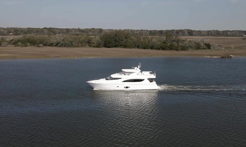 Hatteras 80 Flynn's Folly III - Profile