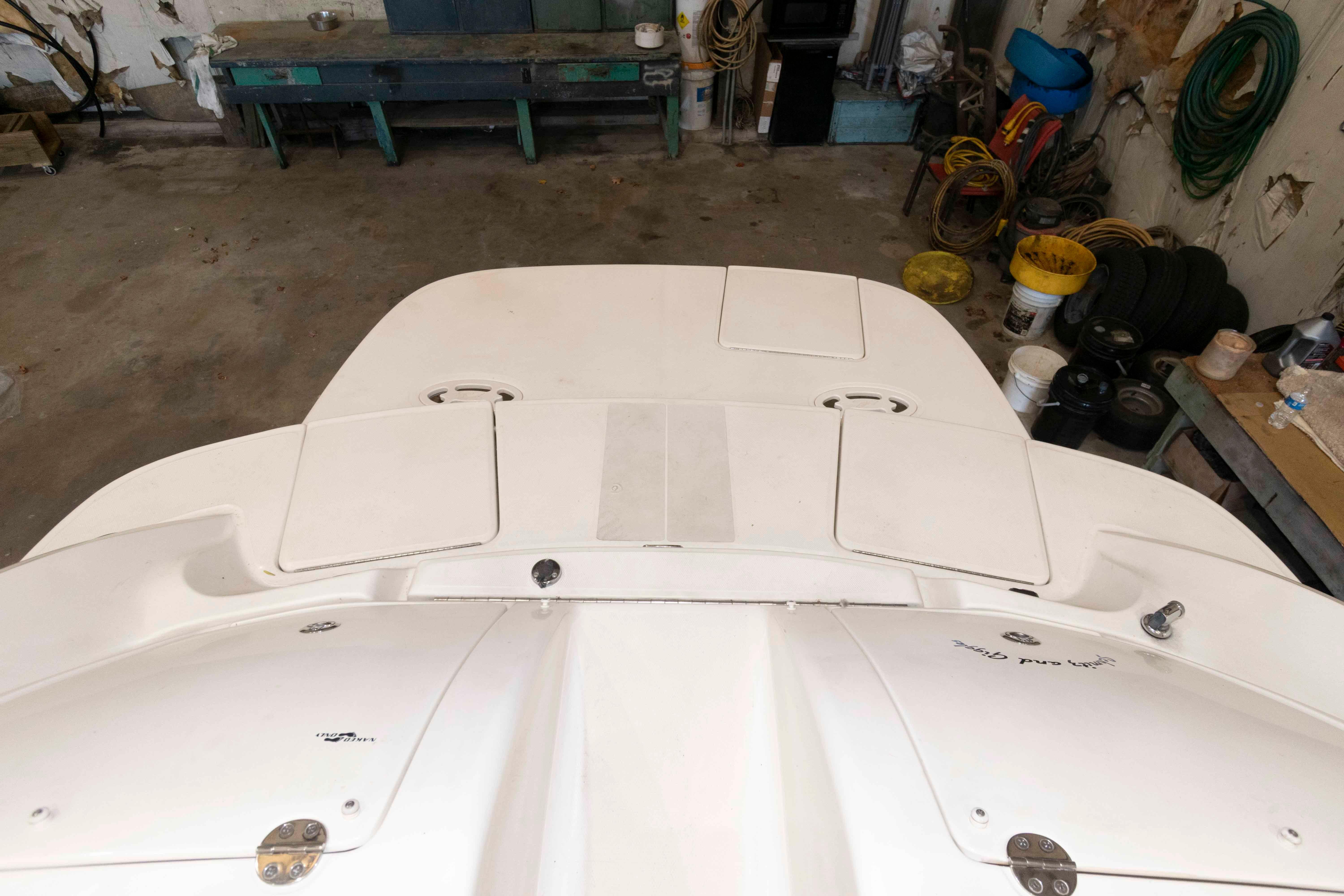 M 10467 EF Knot 10 Yacht Sales M 10467 EF Knot 10 Yacht Sales