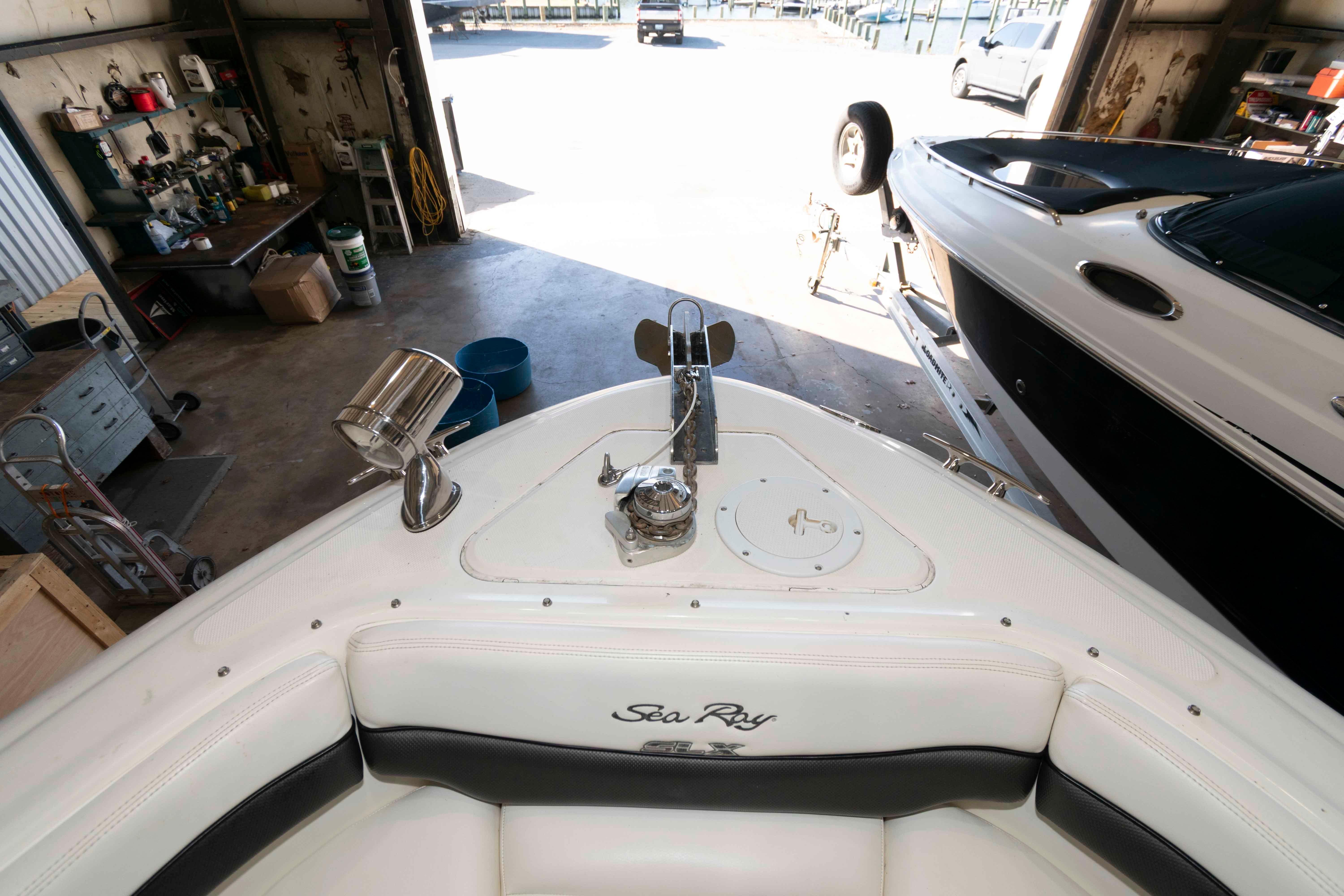 M 10467 EF Knot 10 Yacht Sales M 10467 EF Knot 10 Yacht Sales