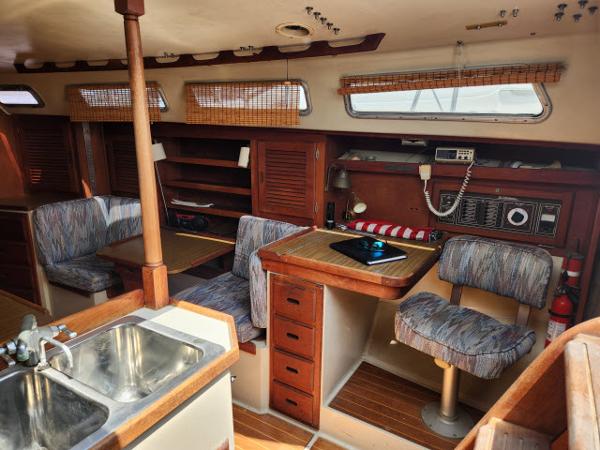 36' Catalina, Listing Number 100917030, - Photo No. 5