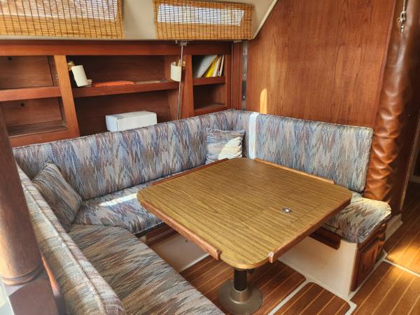 36' Catalina, Listing Number 100917030, - Photo No. 8