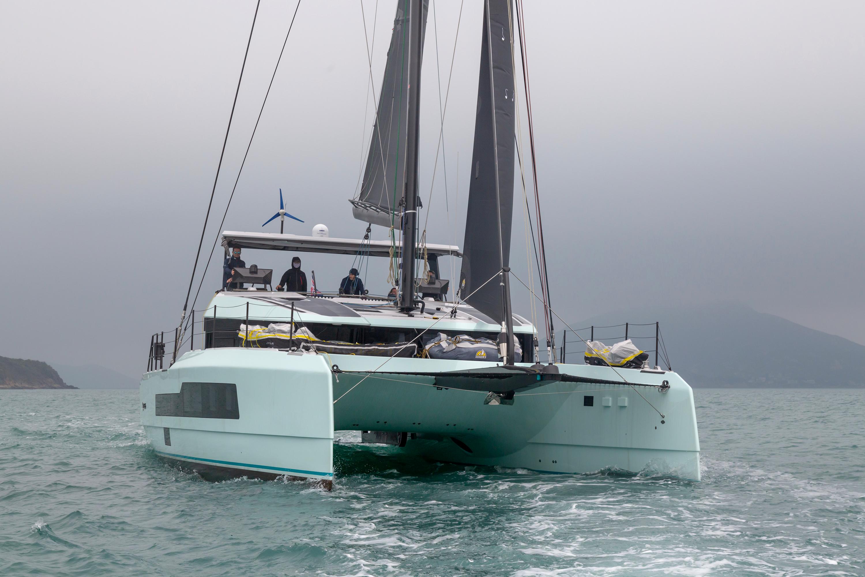 Carbon Fiber Luxury Catamaran Yacht Photos Pics 
