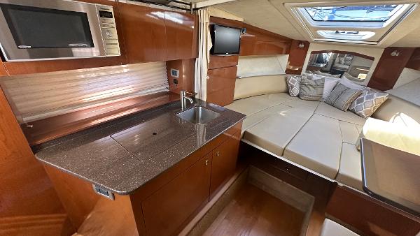 31' Sea Ray, Listing Number 100915869, - Photo No. 13
