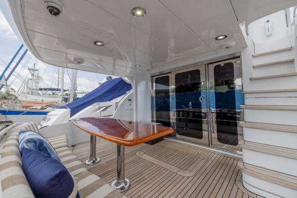 2006-hatteras-64-motor-yacht-power-9790354-20250512040553327-1_XLARGE