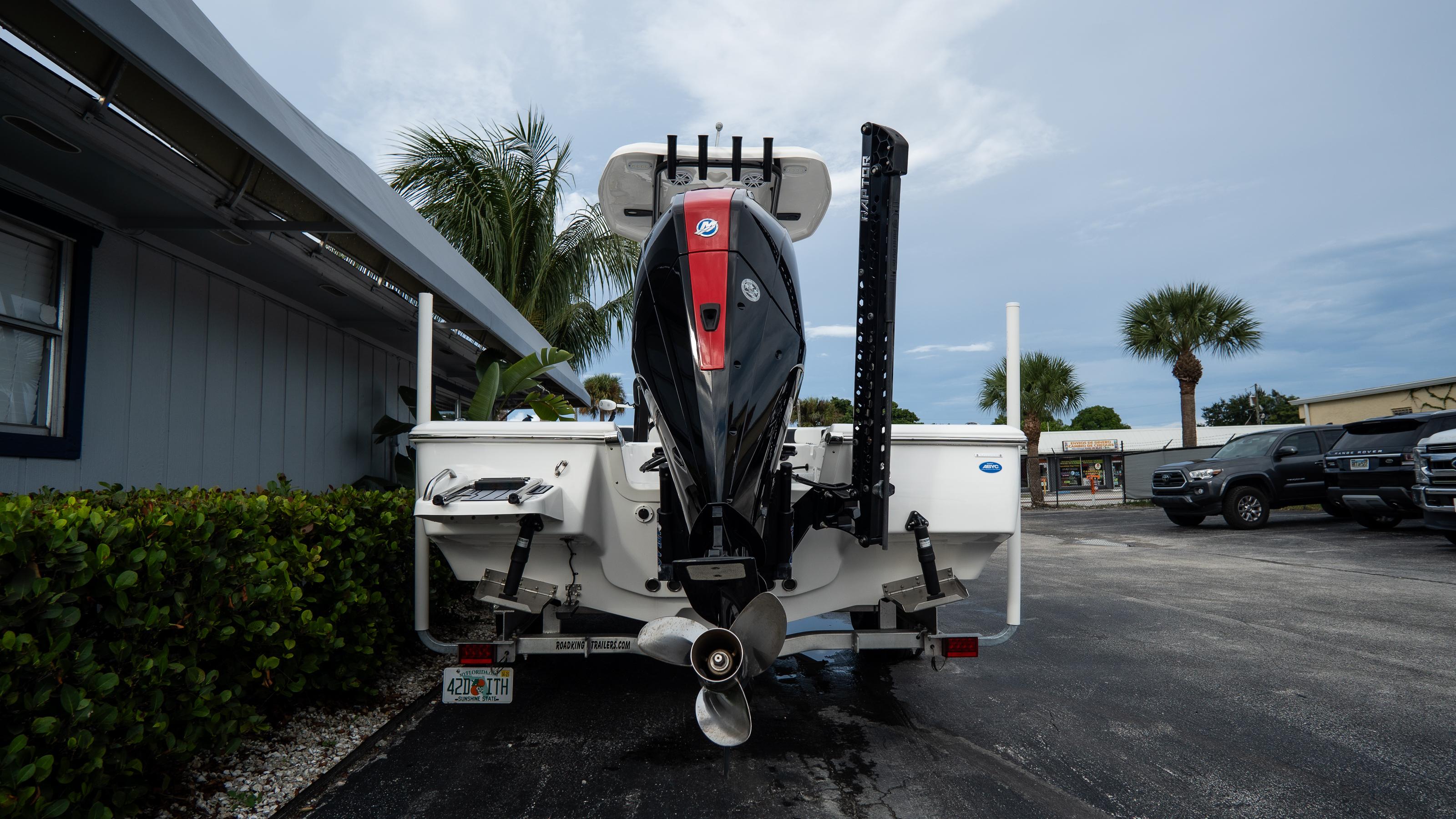 2023-tidewater-2300-carolina-bay-power-9520357-20240910133448610-1_XLARGE