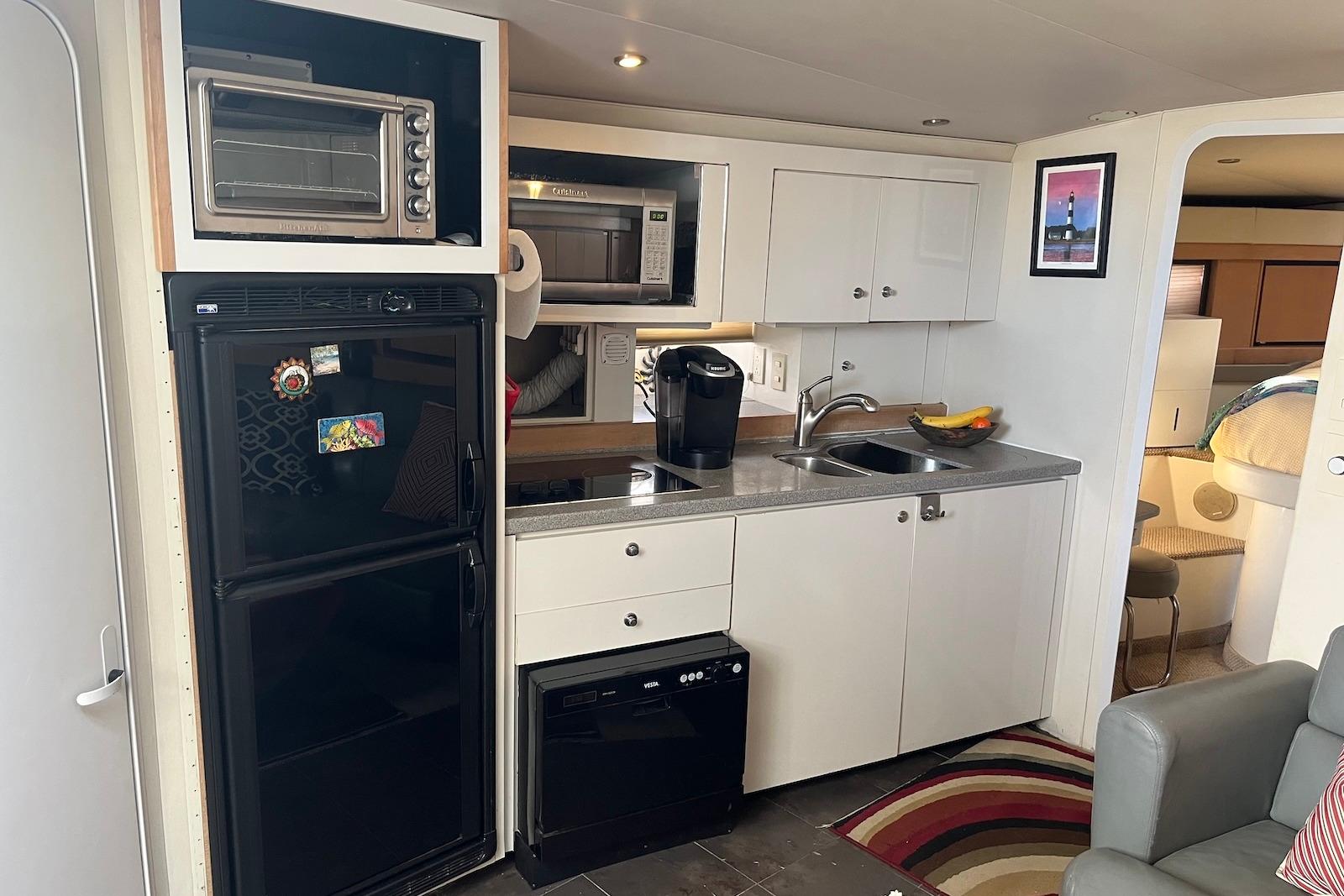 FL 10583 WT Knot 10 Yacht Sales FL 10583 WT Knot 10 Yacht Sales