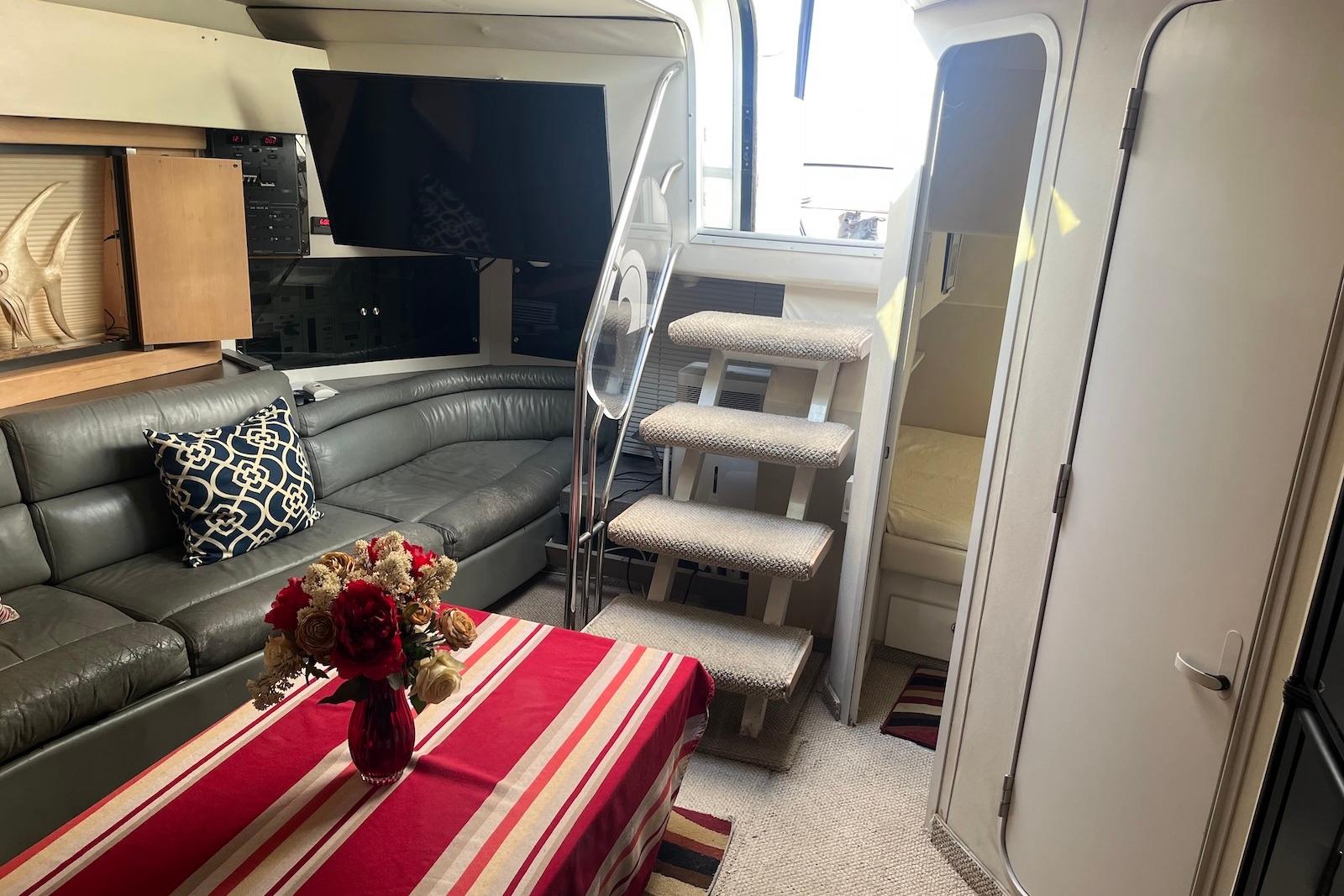 FL 10583 WT Knot 10 Yacht Sales FL 10583 WT Knot 10 Yacht Sales