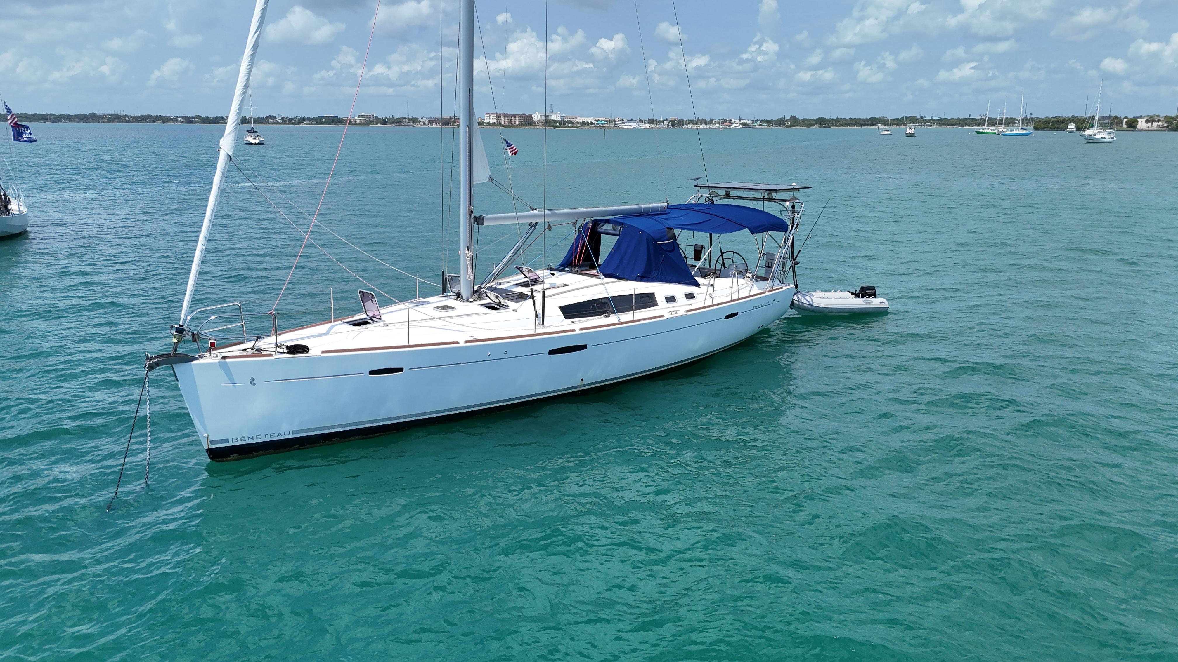 Yacht Photos Pics