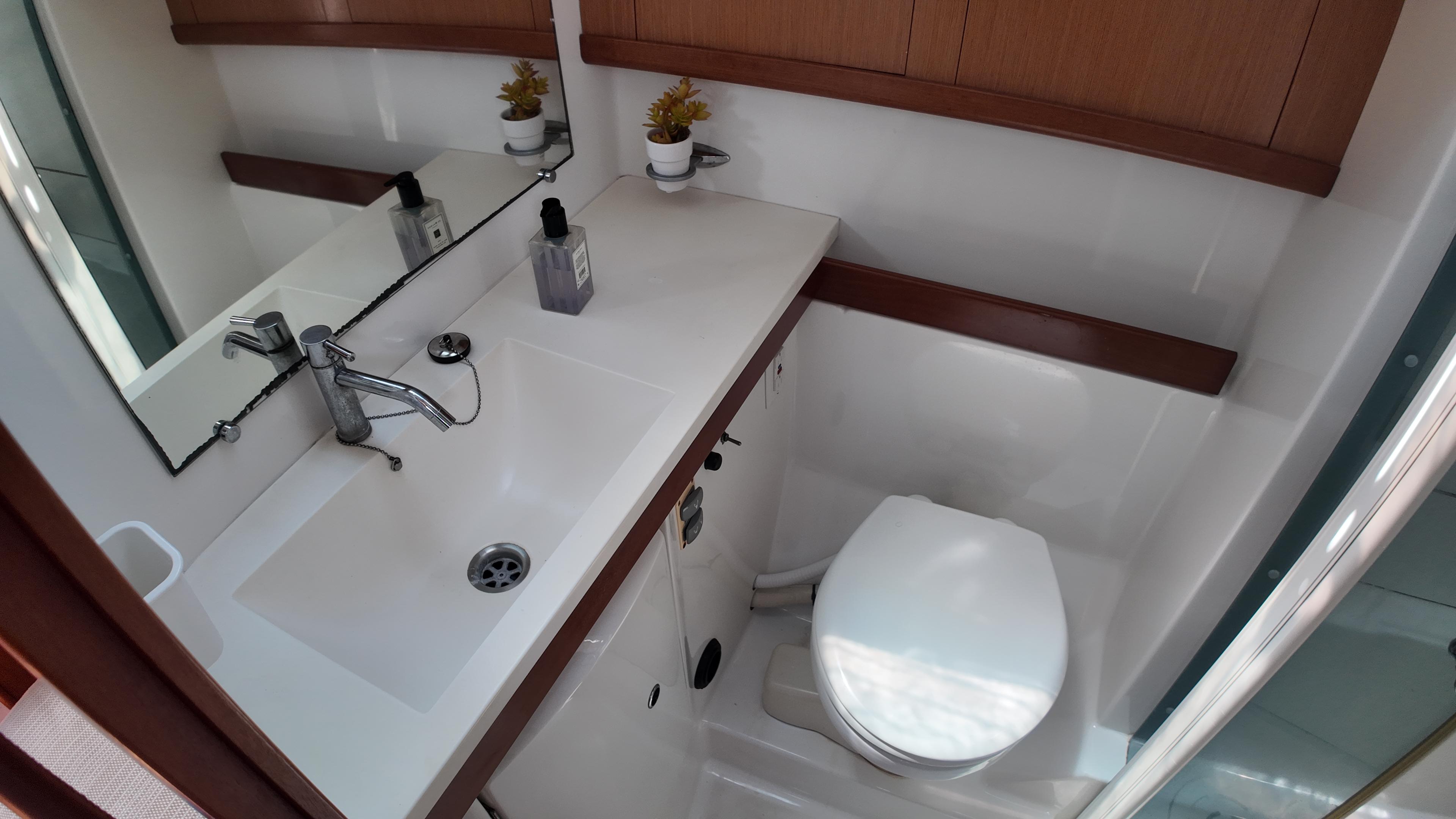 Yacht Photos Pics