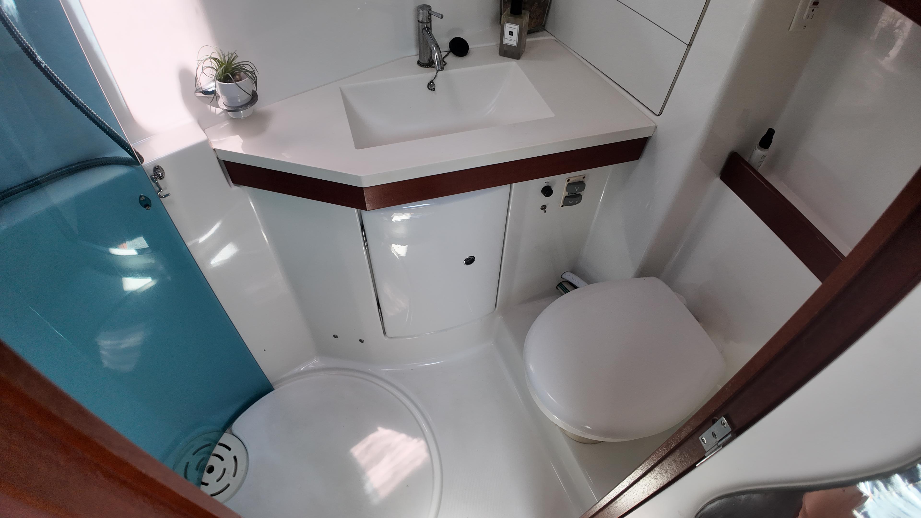 Yacht Photos Pics
