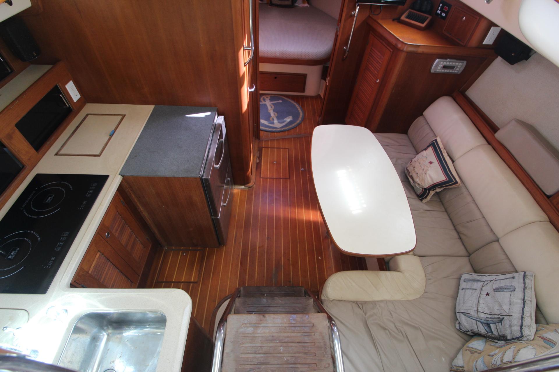 Island Packet 36- Lotus Express-Cabin