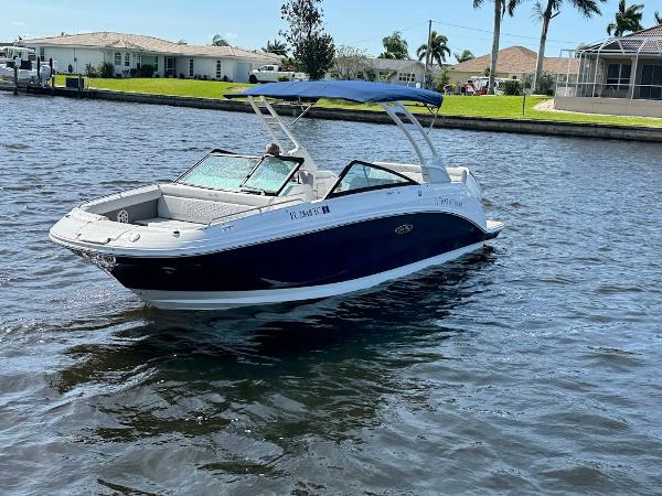 25' Sea Ray, Listing Number 100916091, - Photo No. 9