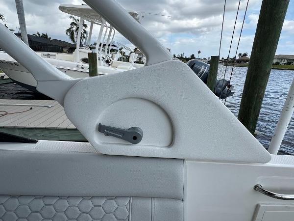 25' Sea Ray, Listing Number 100916091, - Photo No. 38