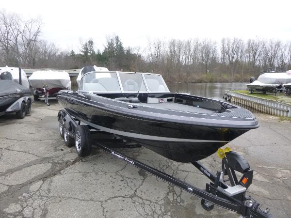 2025 Ranger 622FS Pro Gallery