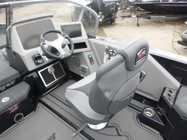 2025 Ranger 622FS Pro Gallery