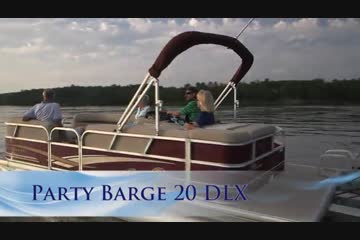 Sun-tracker PARTY-BARGE-20-DLX video