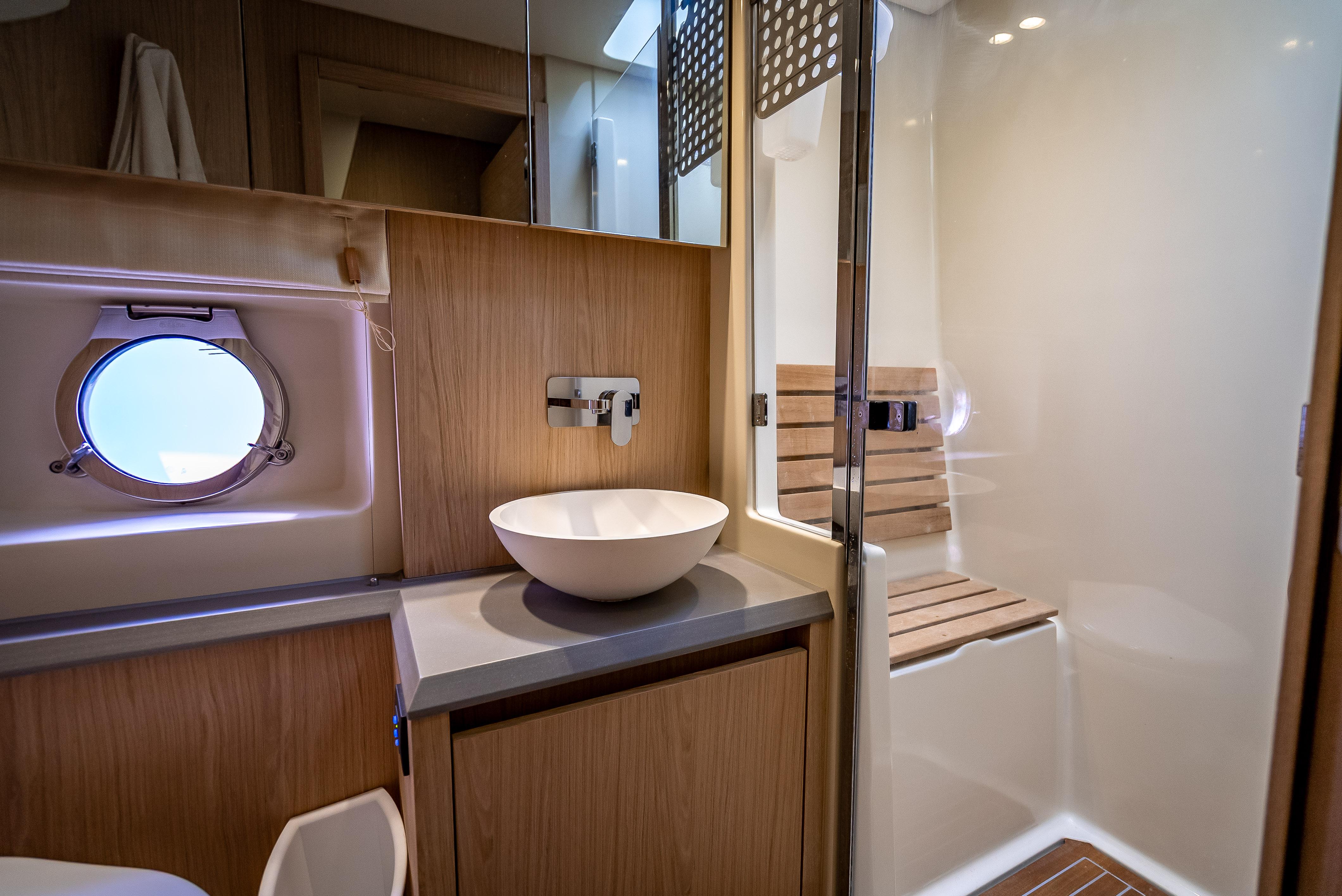 Yacht Photos Pics