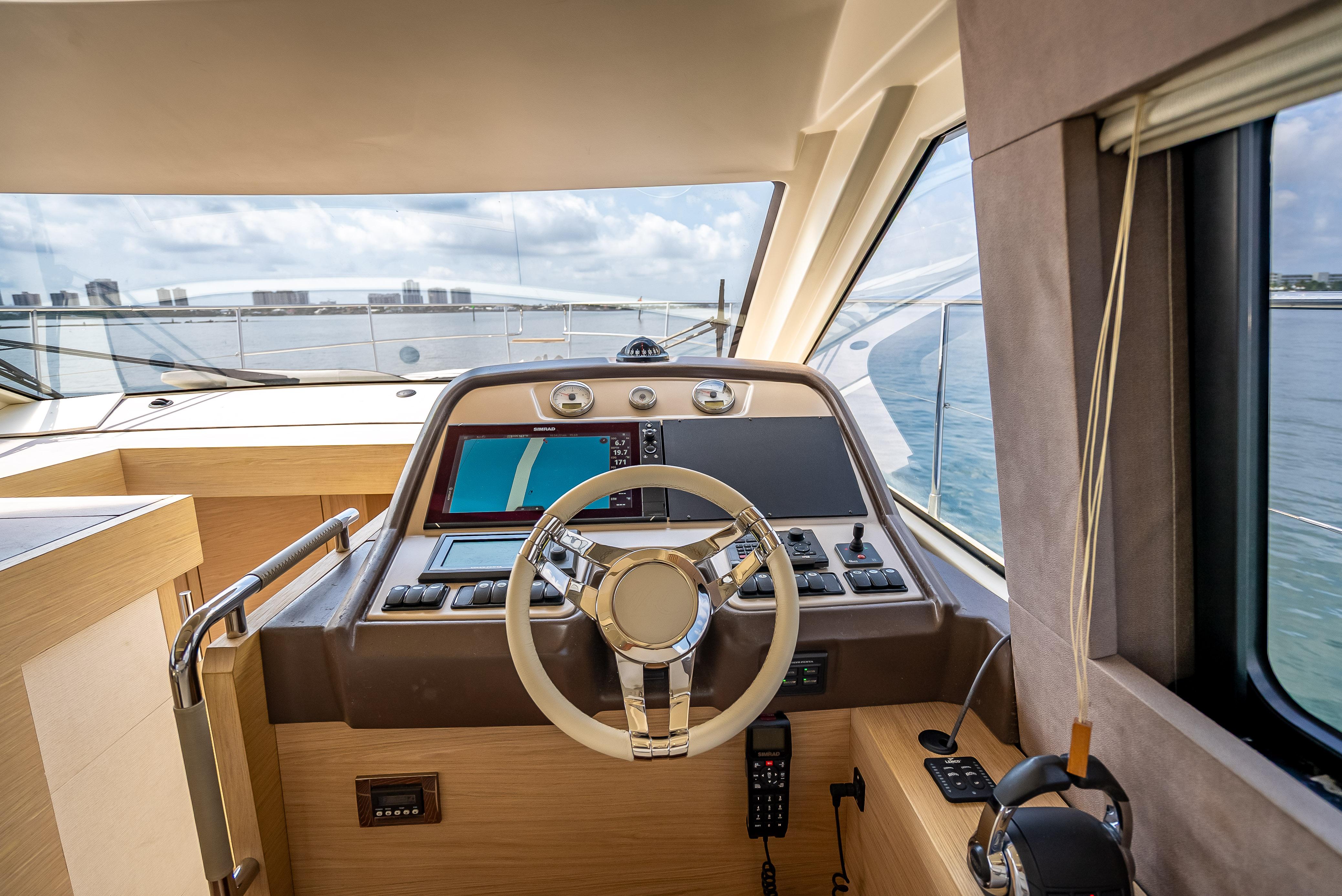 Yacht Photos Pics