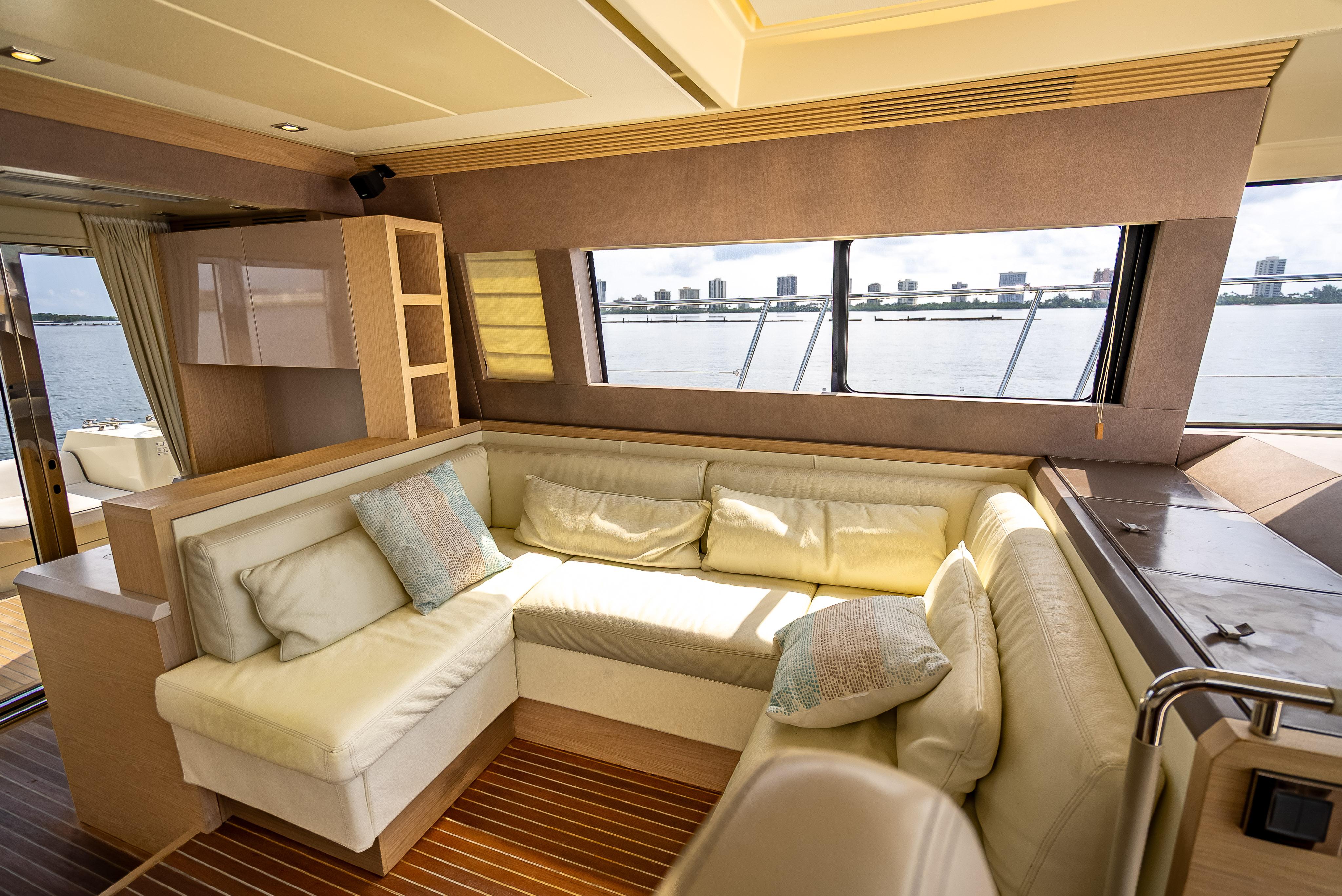 Yacht Photos Pics