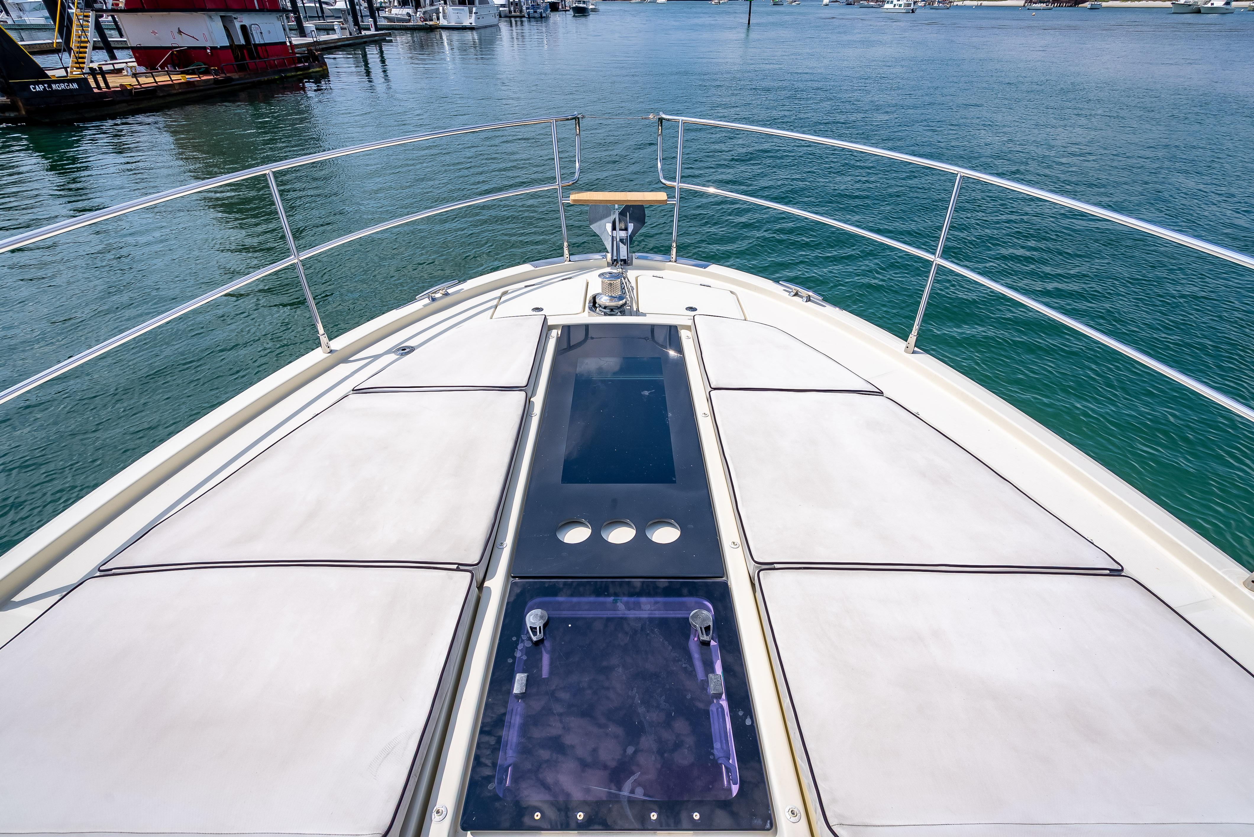 Yacht Photos Pics