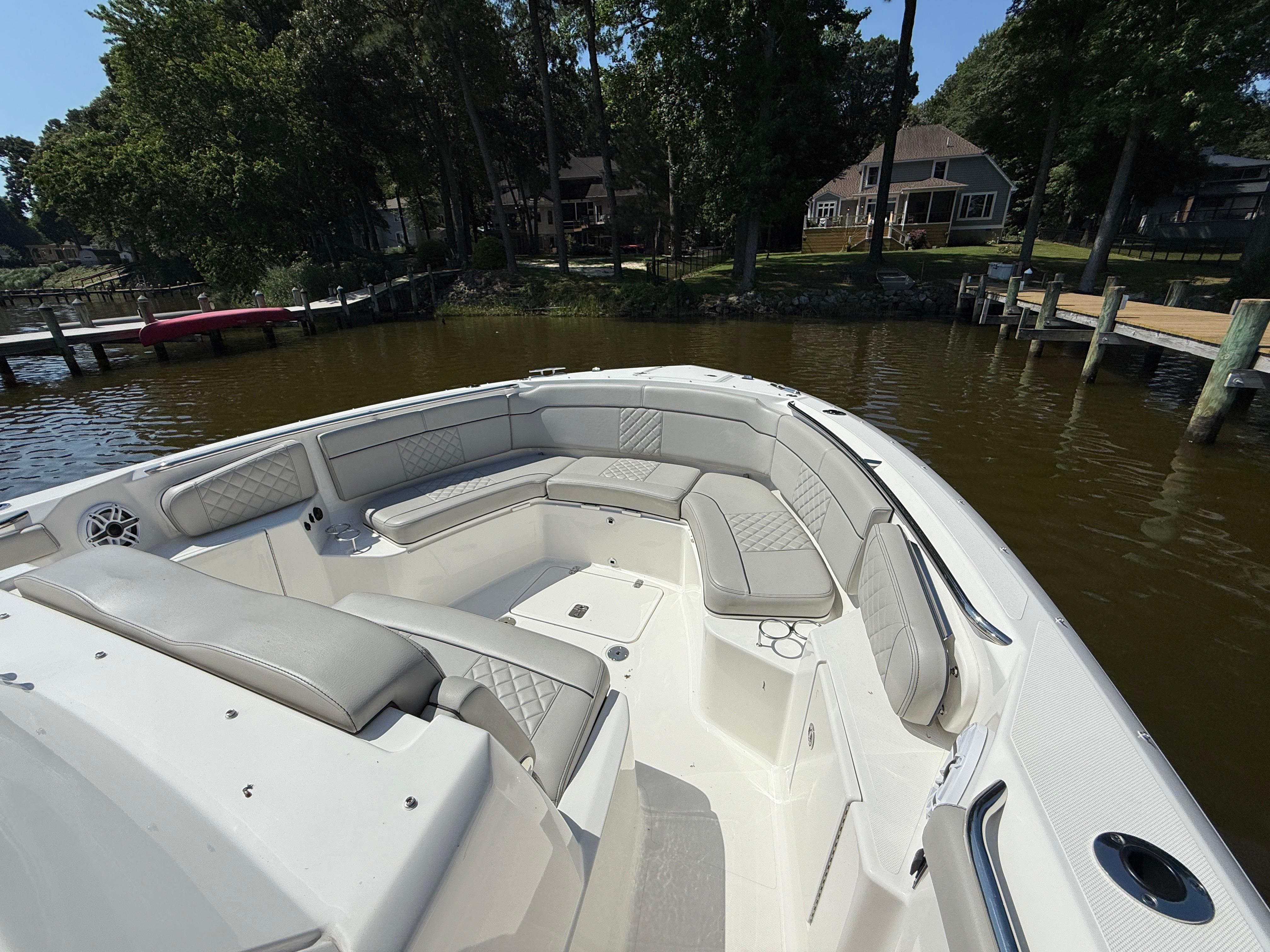 2024 Pursuit S 328 Sport-18