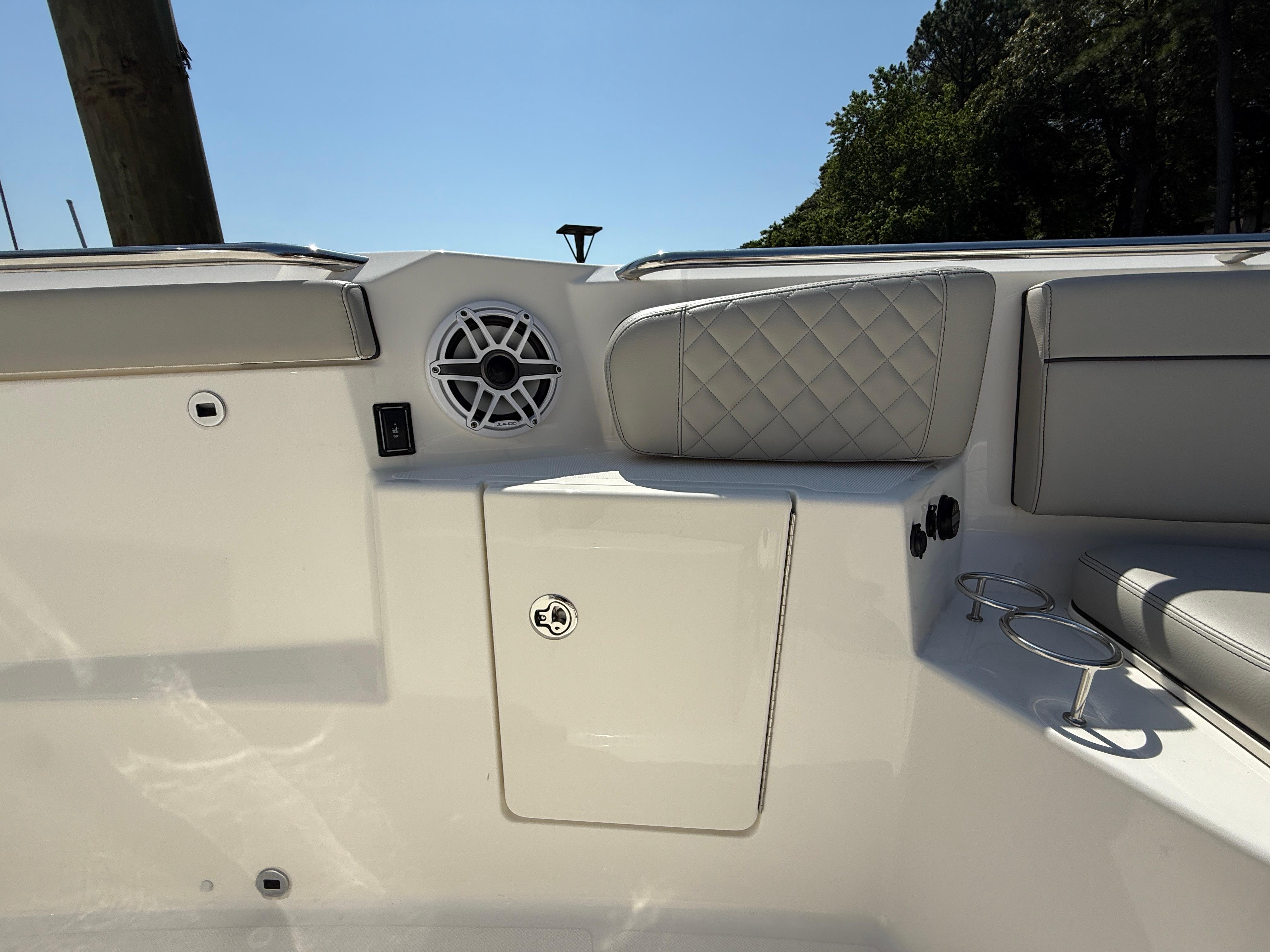2024 Pursuit S 328 Sport-22