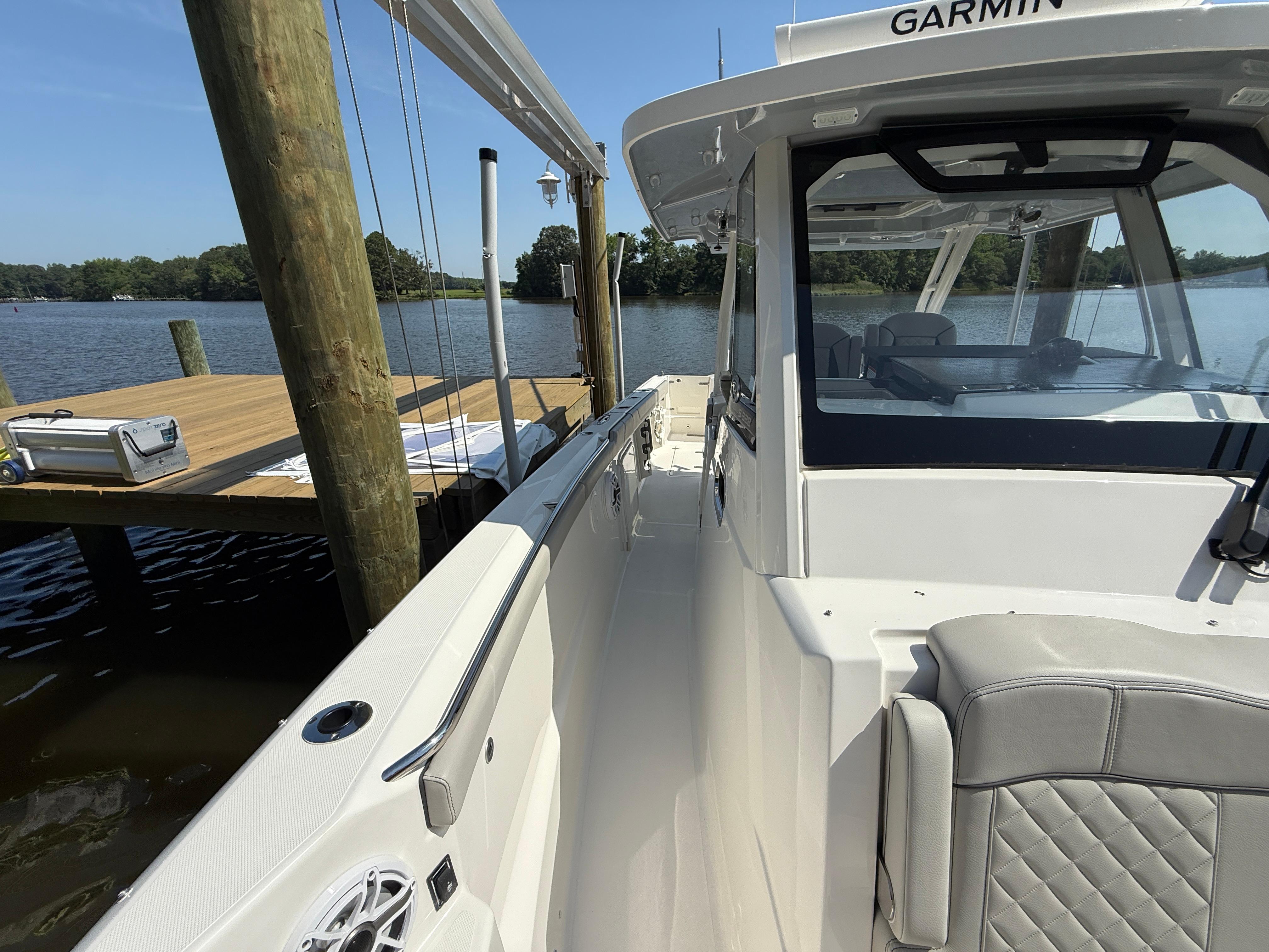 2024 Pursuit S 328 Sport-29