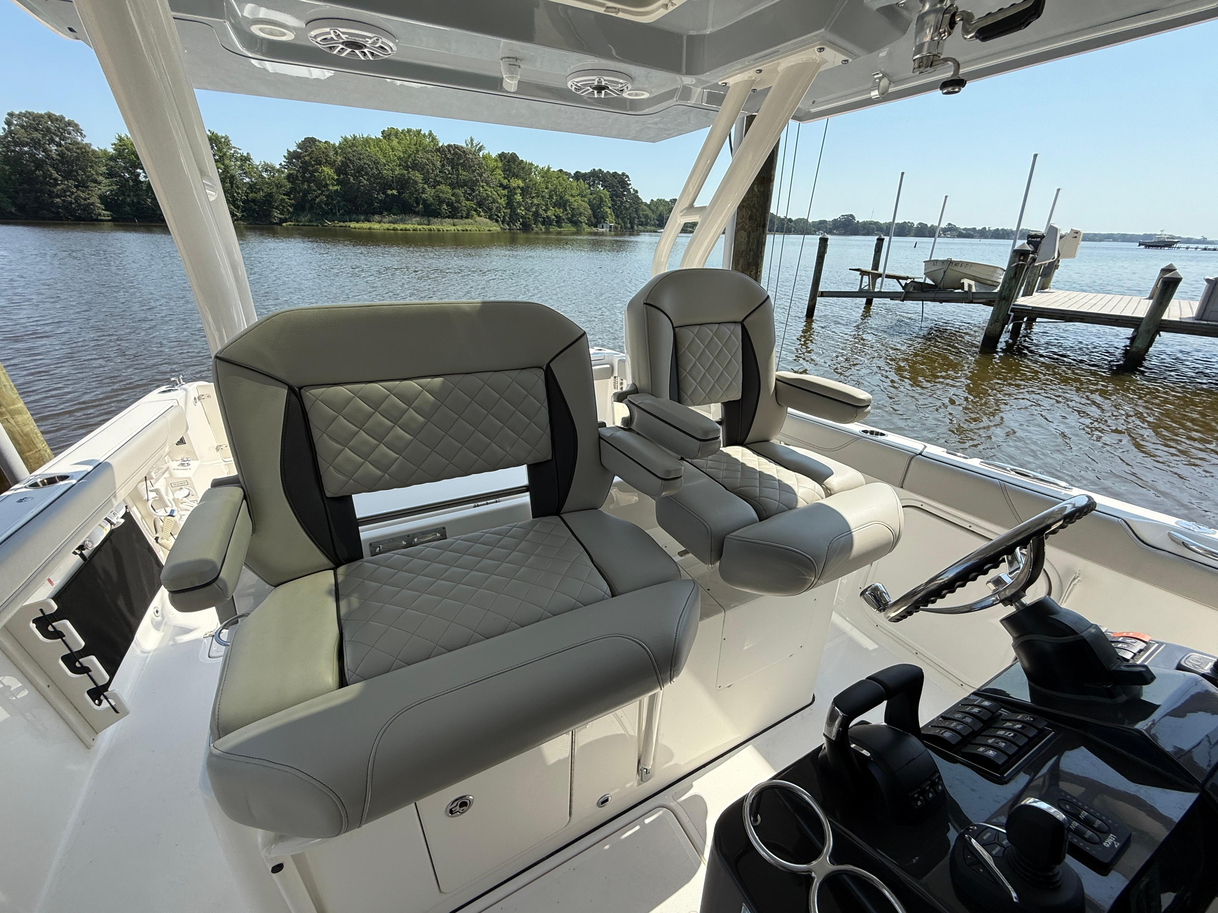 2024 Pursuit S 328 Sport-33