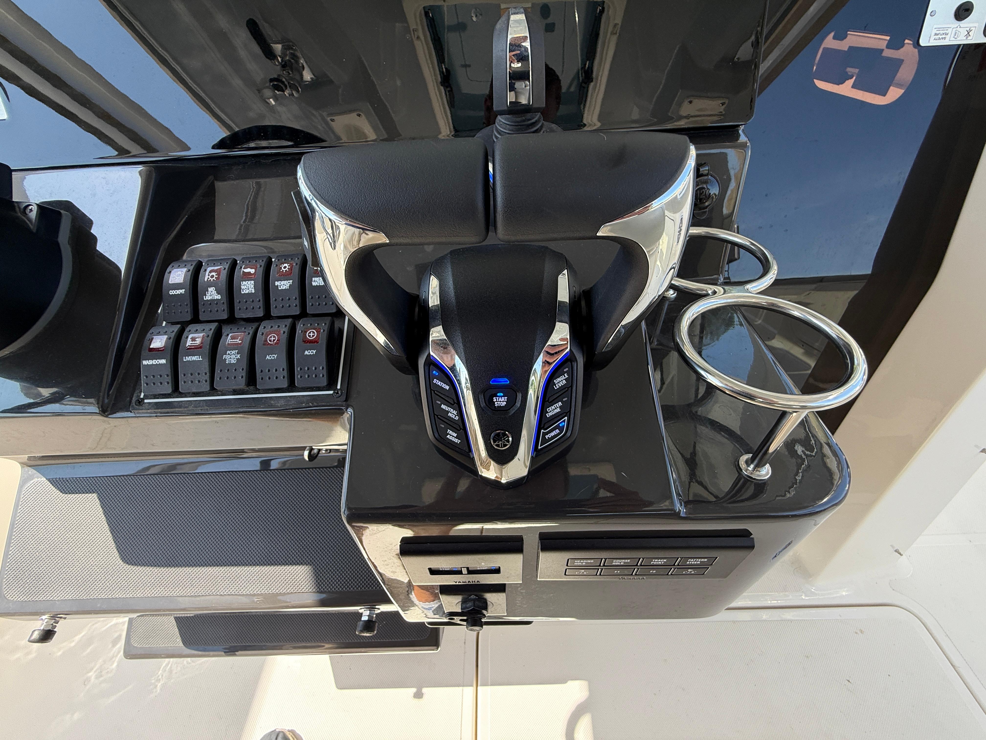 2024 Pursuit S 328 Sport-39