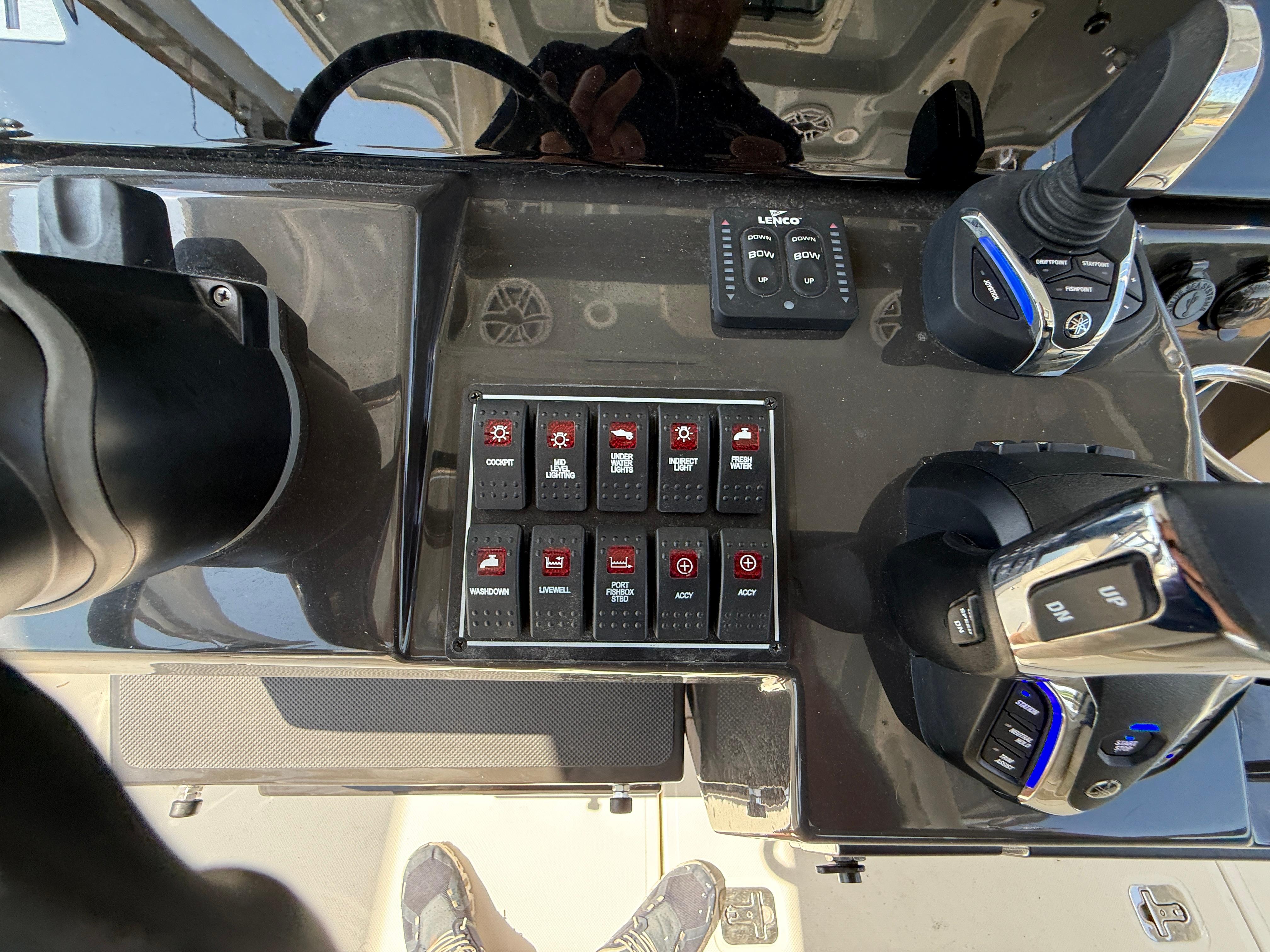 2024 Pursuit S 328 Sport-40
