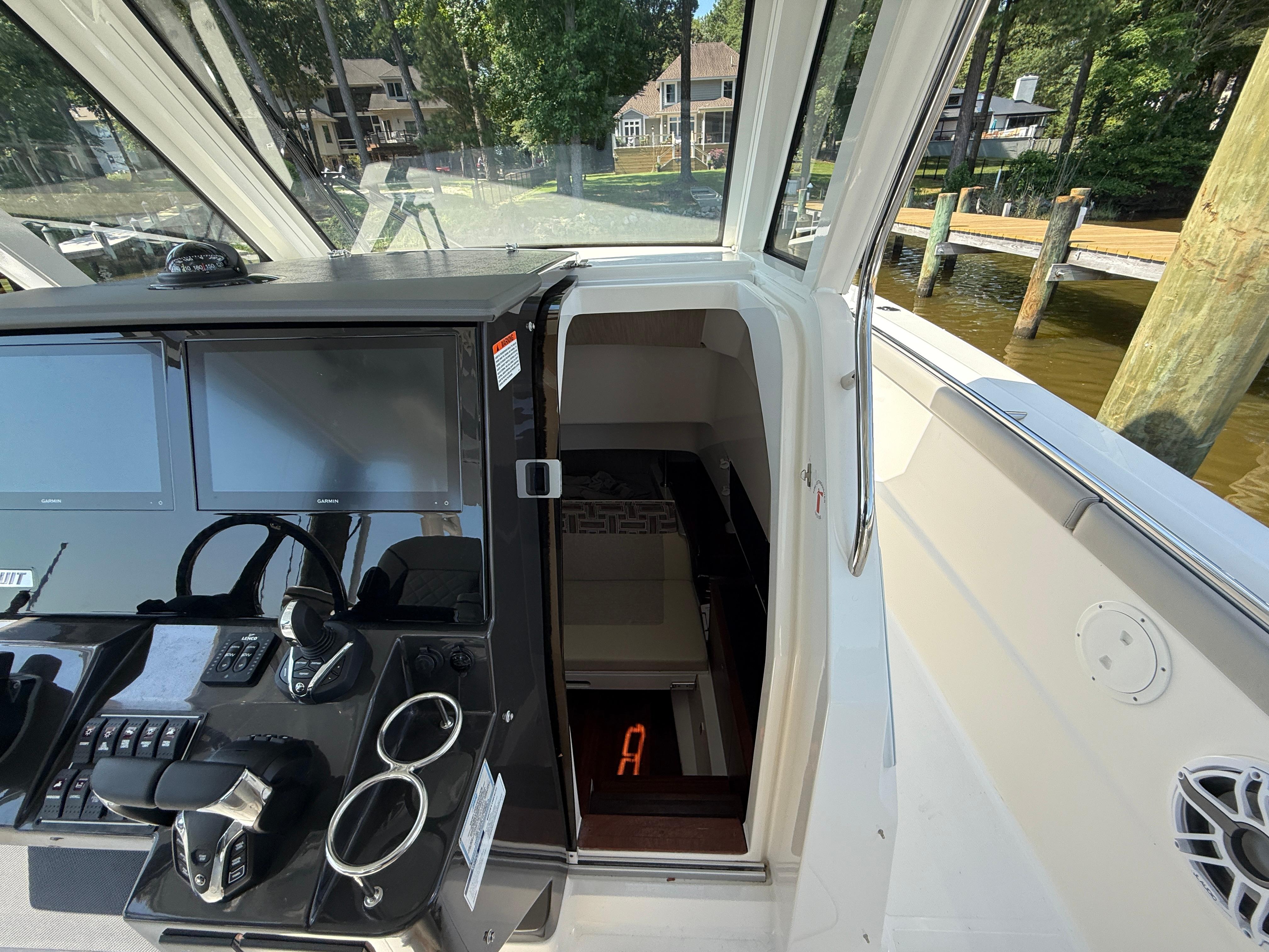 2024 Pursuit S 328 Sport-47