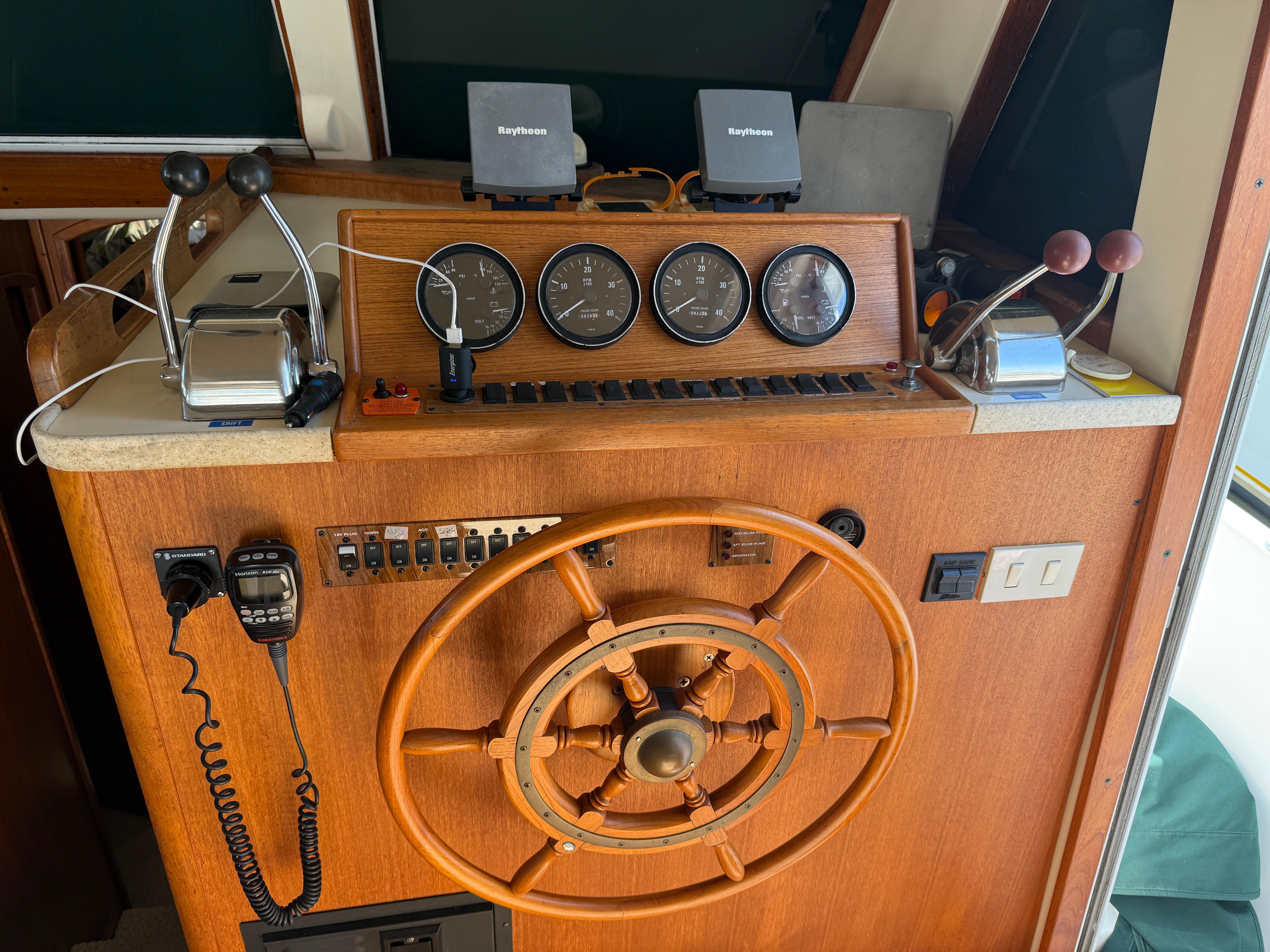 2001-mainship-390-trawler-power-9850397-20250624093712697-1